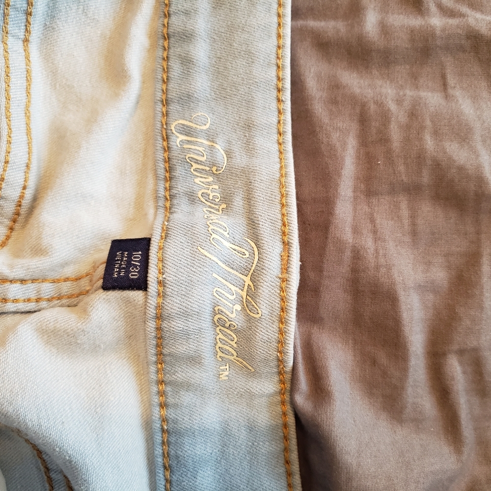 Universal Thread Shorts - Picture 5 of 5